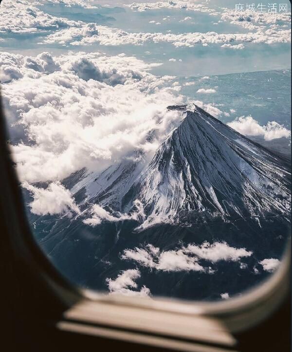 日本的富士山多久喷发一次 一旦爆发 日本将会什么样